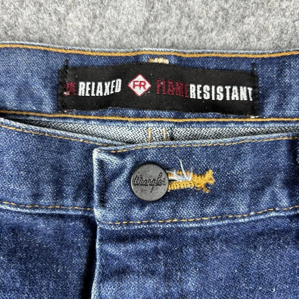 Wrangler FR Jeans Mens 38x32 Relaxed Flame Resistant 31MWZ Dark Wash Blue Denim